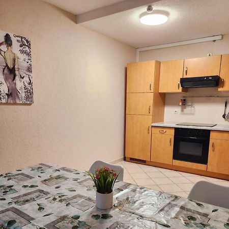 Sj Apartment Chemnitz Eksteriør bilde